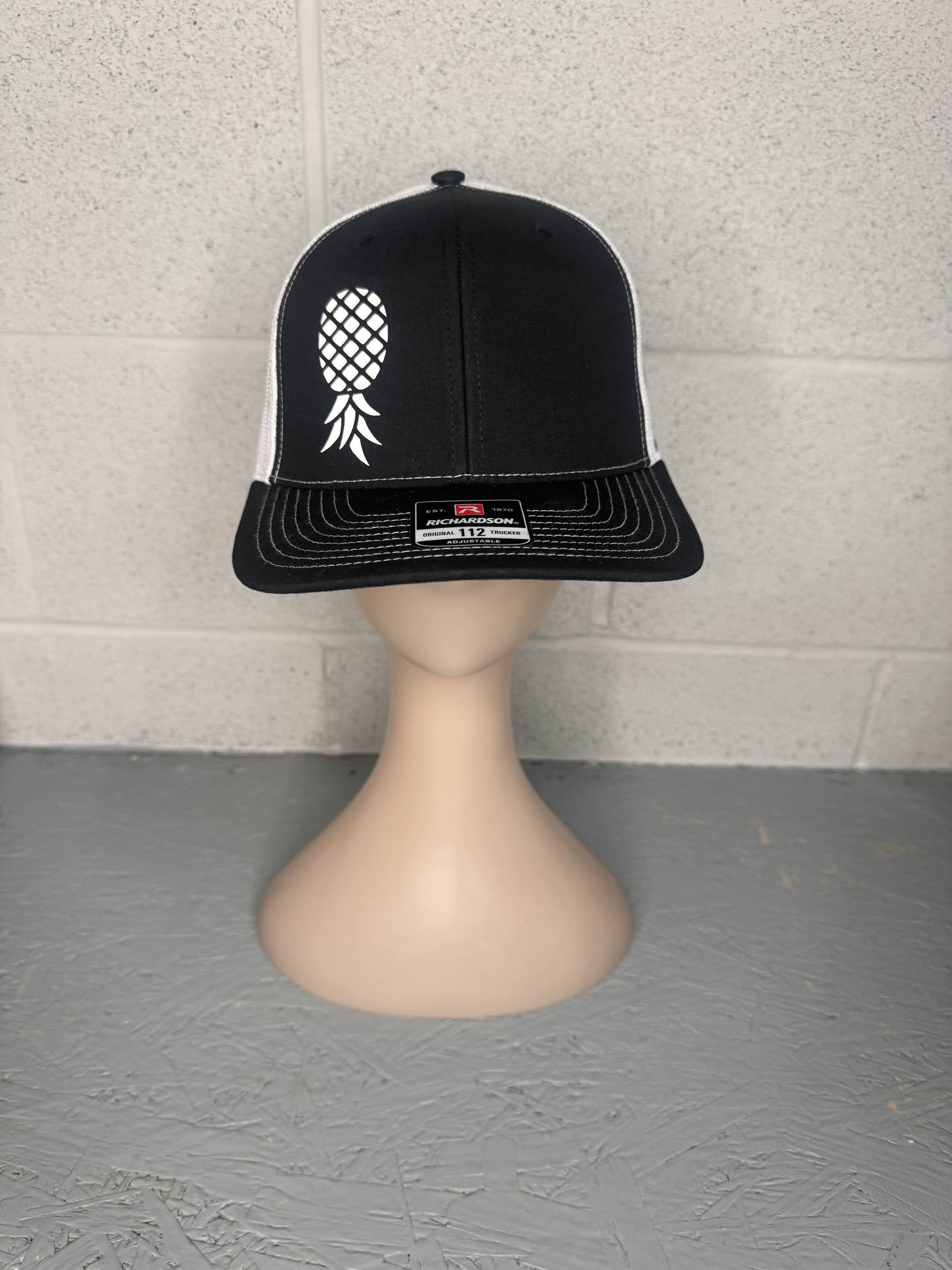 SLUTTY AF hat Black and white