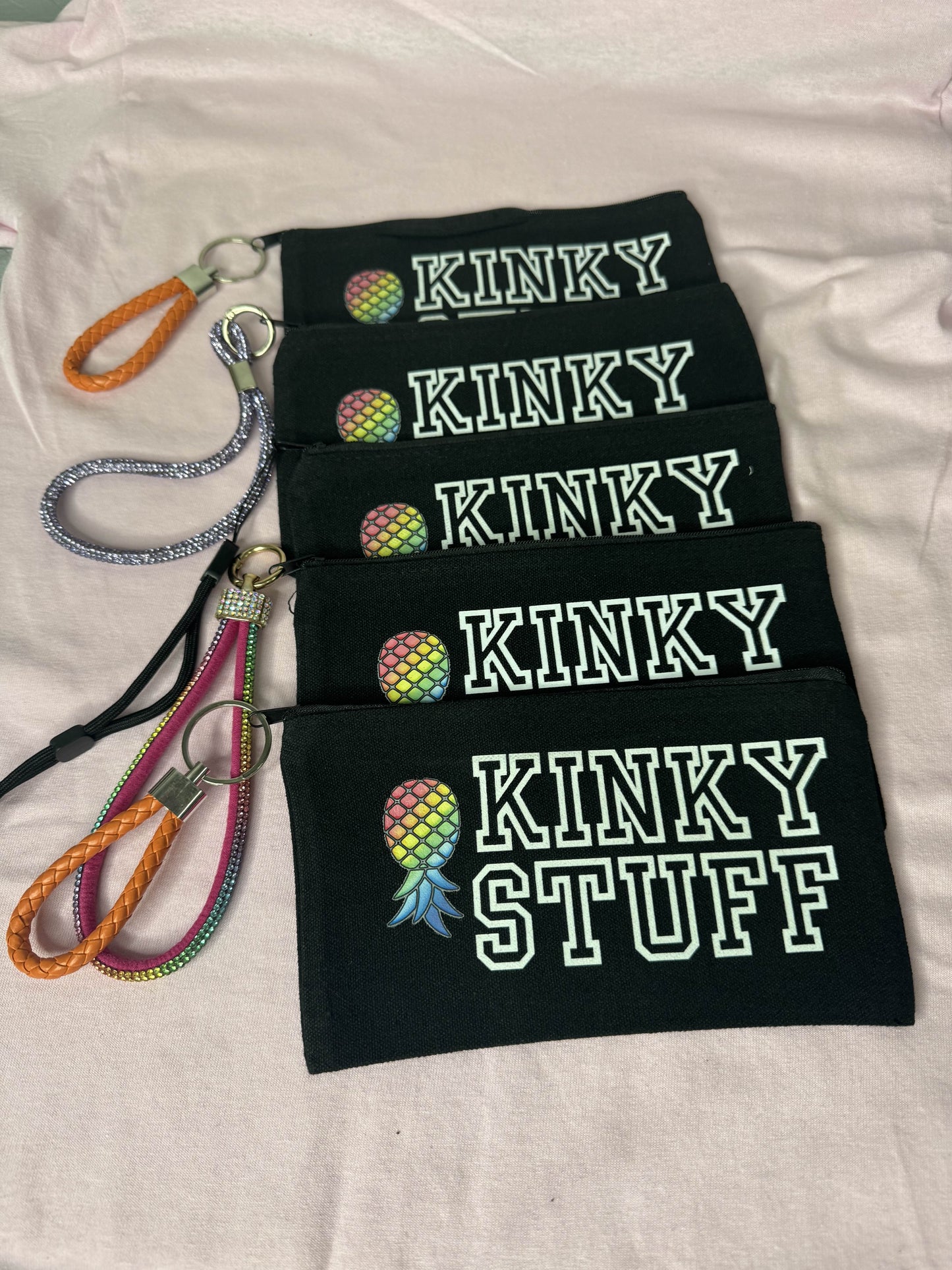 Kinky pouch